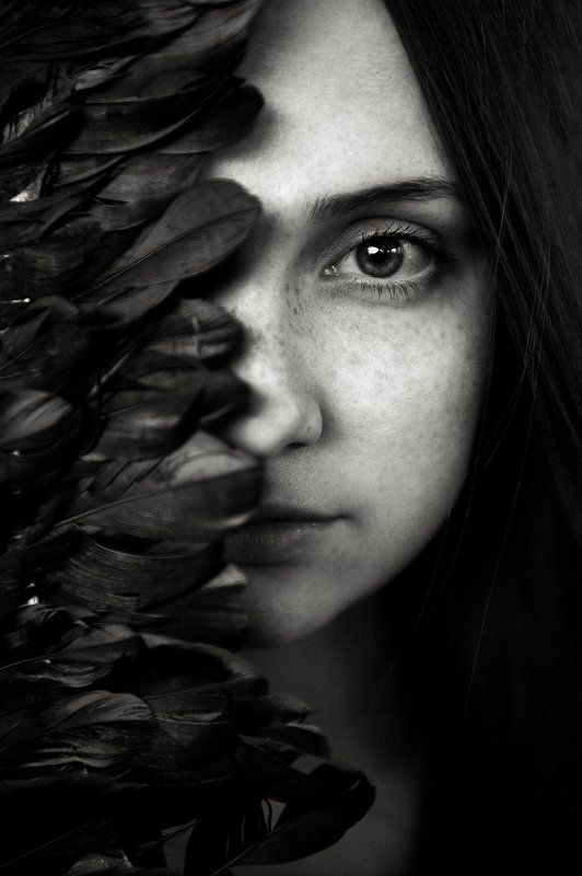 Темная сторонаphoto preview