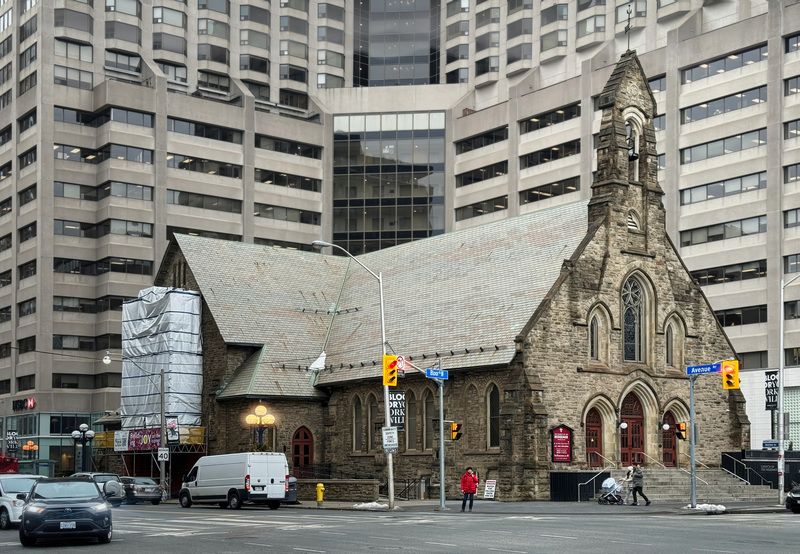 #Building #Car #Window #Vehicle #Infrastructure #Wheel #Thoroughfare #Urban design #Neighbourhood #Residential area Church of the Redeemerphoto preview