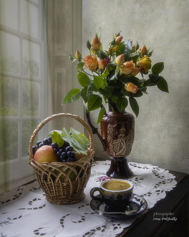 натюрморт, цветы, розы, кофе, фрукты Утренний кофе photo preview