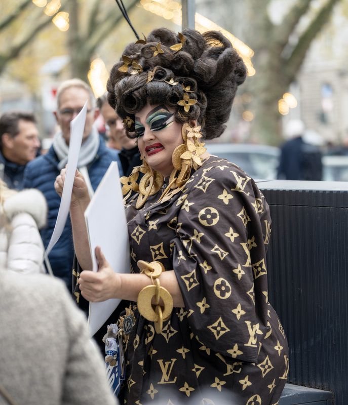 люди  И как бы назвать?photo preview