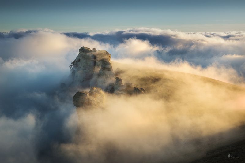 крым, алушта, закат, туман, скалы, пейзаж, демерджи, аленга, горы, фототур Туманы скал Аленгиphoto preview