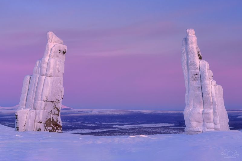 якутия, улахан-сис, гранитные города Снежный портал фото превью