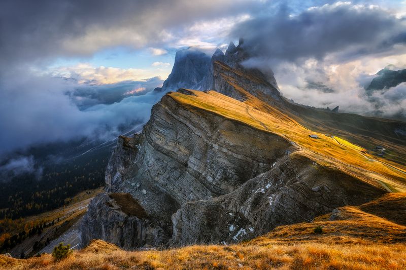 On the edge...photo preview