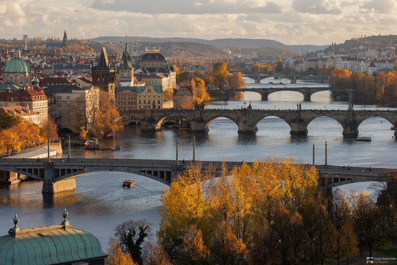 Autumn Bridgesphoto preview