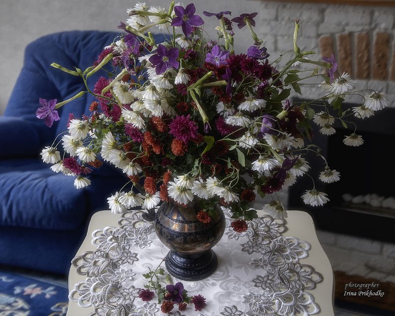 натюрморт, цветы, букеты, интерьер Осенний букет в интерьереphoto preview