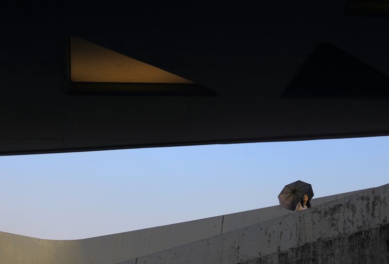 Зонтикphoto preview