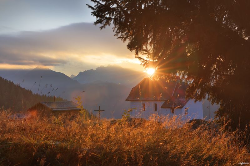 swiss На погост он мельком глянет...photo preview