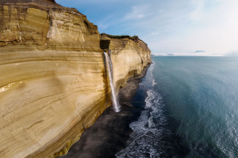 кунашир, сахалин, сахалинская область, курилы, курильские острова, клиф, kuril islands, far east, дальний восток, kunashir, головнинский клиф Головнинский клиф, Кунаширphoto preview