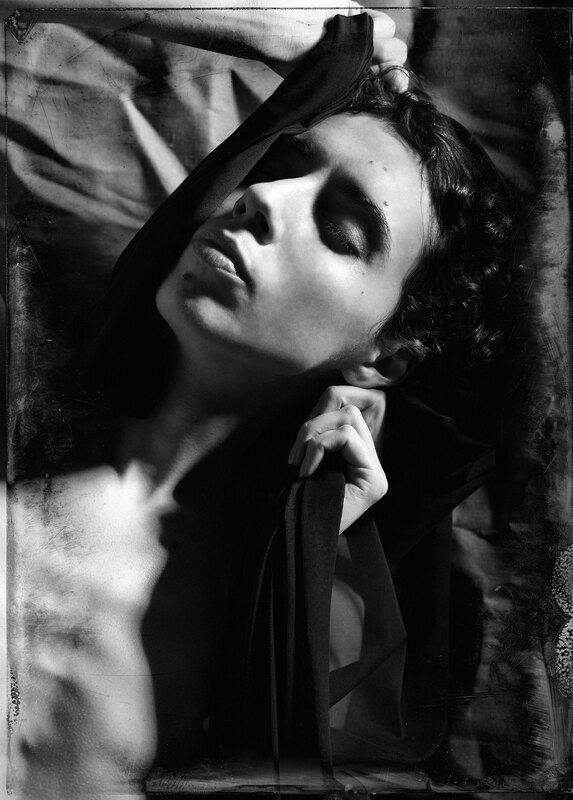 Автопортрет фото превью