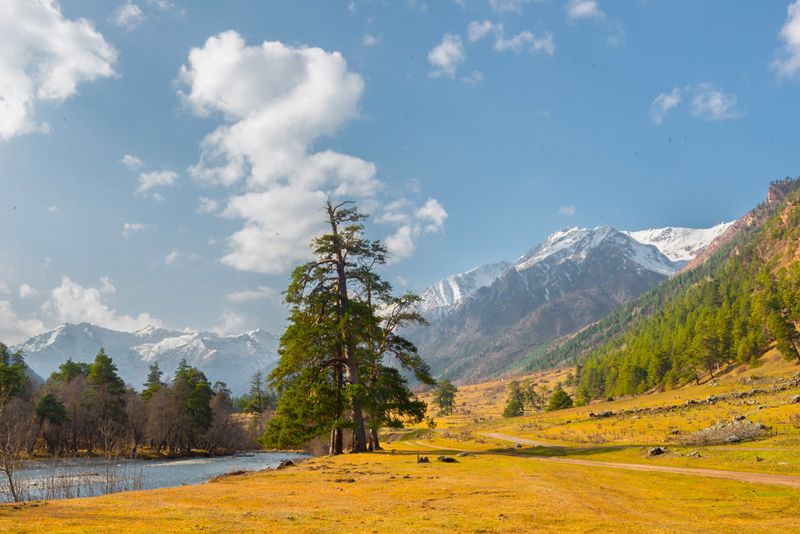 Долина реки Аксаут,КЧРphoto preview