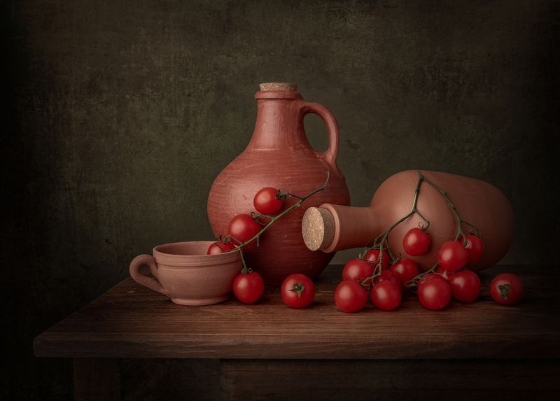 Still life, light, Sweet, tomatoes, red Sweet tomatoesphoto preview