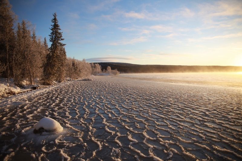 мороз, солнце, туман, вода, река, ветер, лес, сосны, лёд Зимние узорыphoto preview