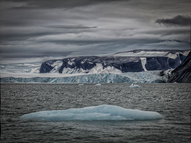 архипелаг новая земля, остров северный, ледник иностранцева Ледник Иностранцева. Новая Земляphoto preview