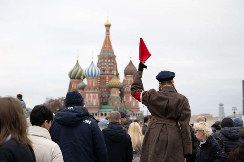 город мост москва россия city bridge moscow russia «7 ноября — красный день календаря»photo preview