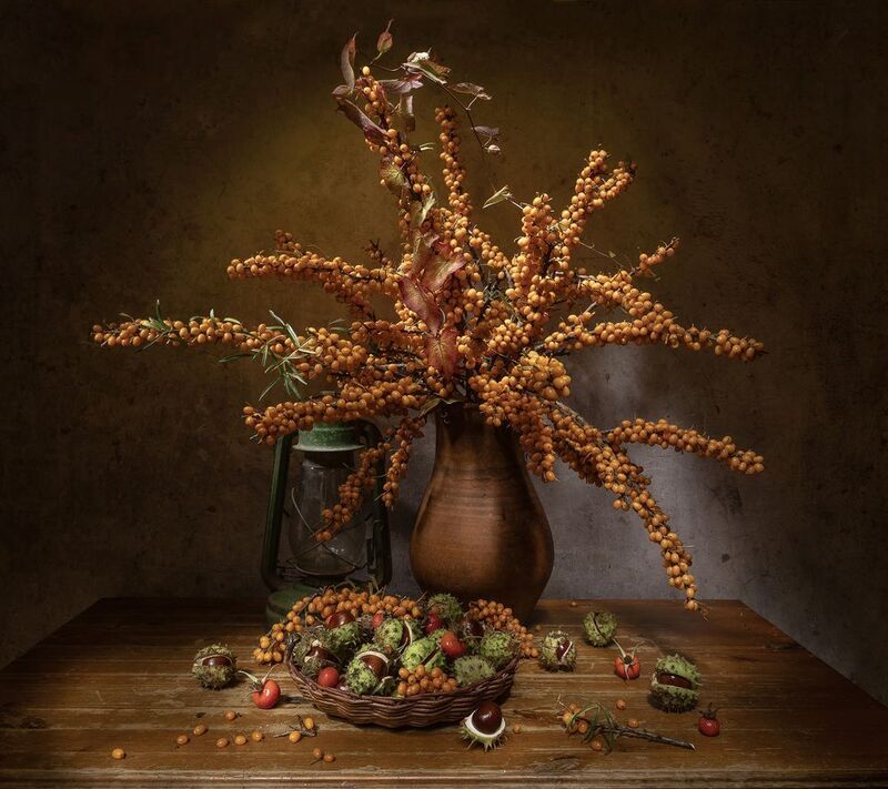 натюрморт, облепиха, каштаны Рыжая осень...photo preview