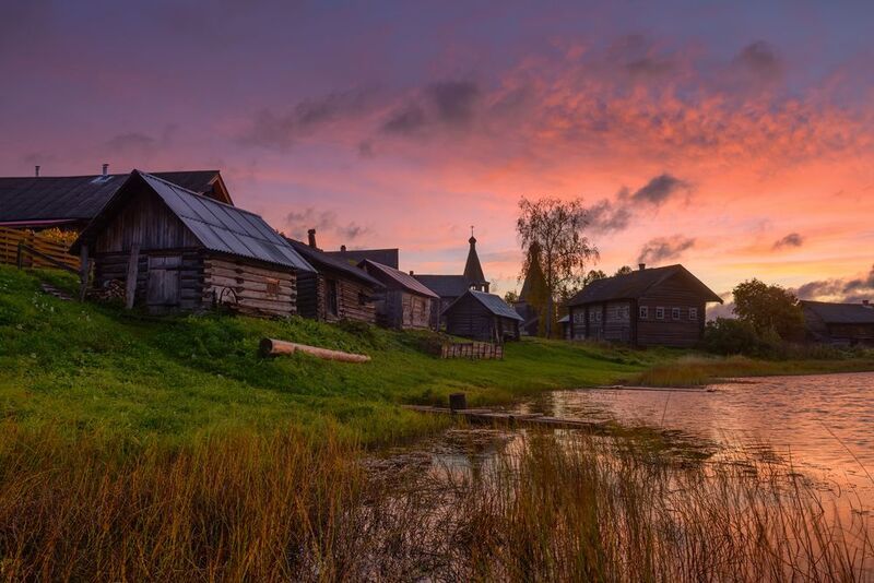 Полыхает утро над Чурьегой...photo preview