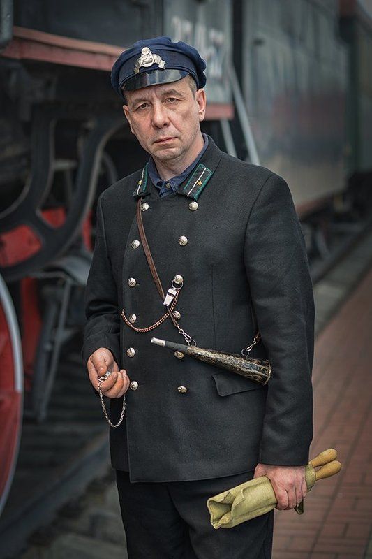 Станционный смотрительphoto preview