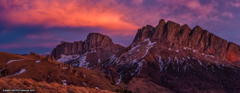 Zubr.photo, Ачешбок, Весна, Горы, Закат, Кавказ, Панорама, Скалы, Тхач Перед сномphoto preview
