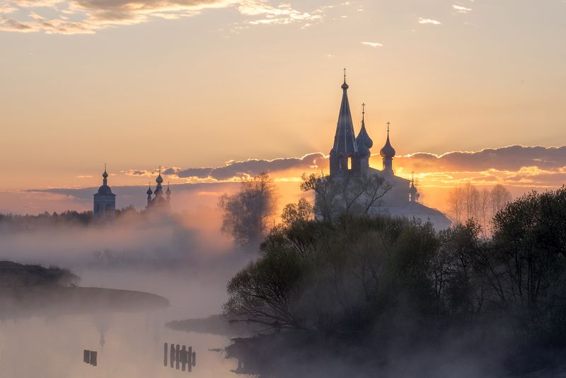 рассвет, туман, восход солнца, дунилово, теза, храм монастырь Хроника одного рассветаphoto preview
