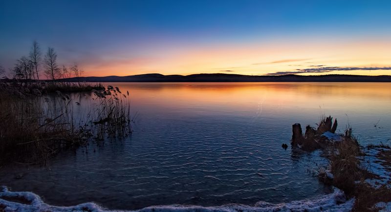 Осенний ледphoto preview