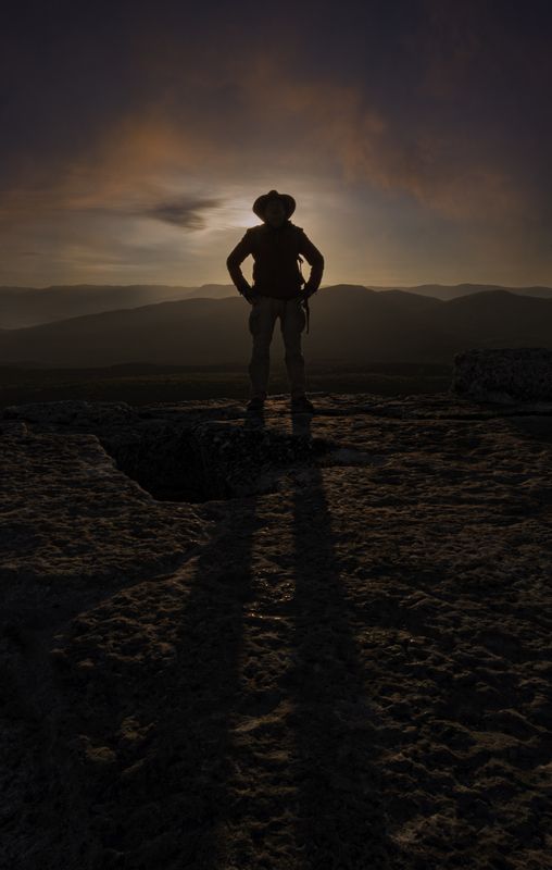 Россия, Крым, Бахчисарайский район, Мангуп-Кале, рассвет,  На рассветеphoto preview