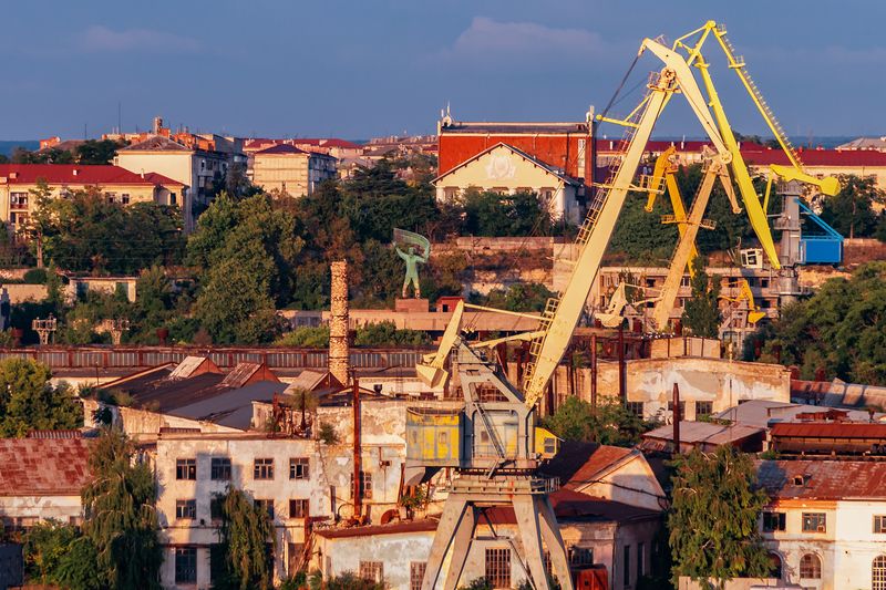 Индустриальный пейзаж фото превью