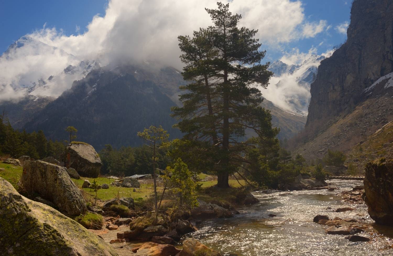 горы весна река узункол, Александр Жарников