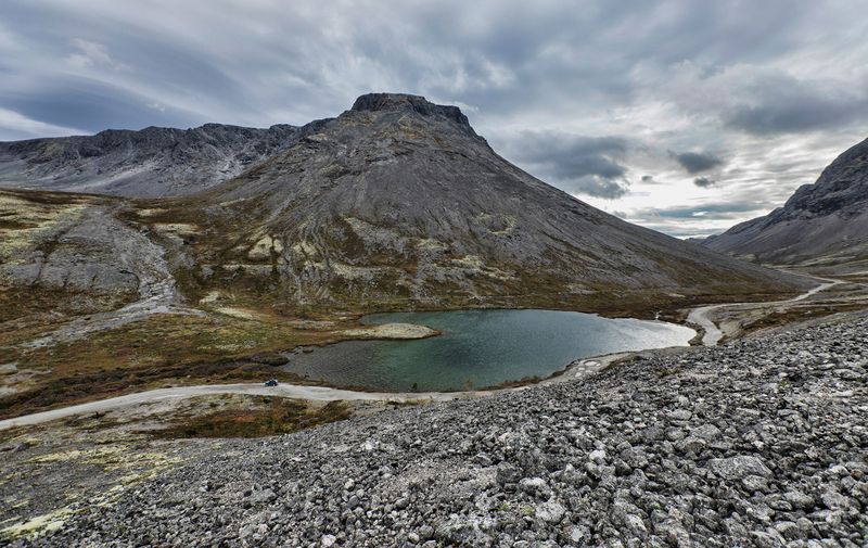 мурманска обл.хибины.озеро сердцевидное Хибиныphoto preview