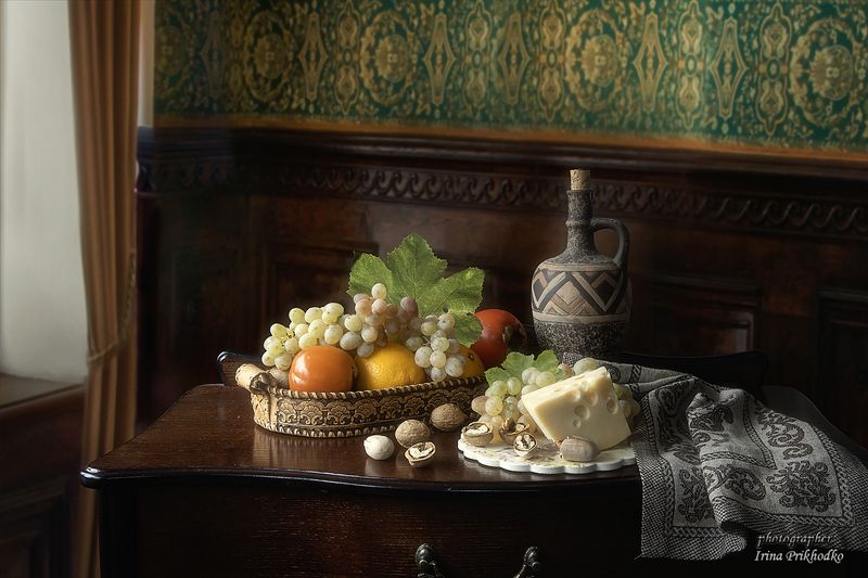 натюрморт, фрукты, интерьер, винтаж, еда Фрукты и сырphoto preview