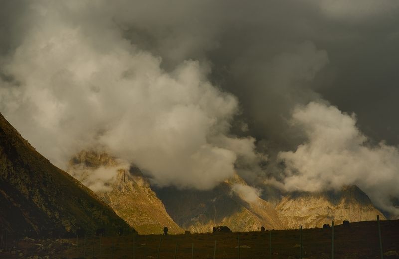 горы лето кавказ тучи чегем Тучи в горахphoto preview