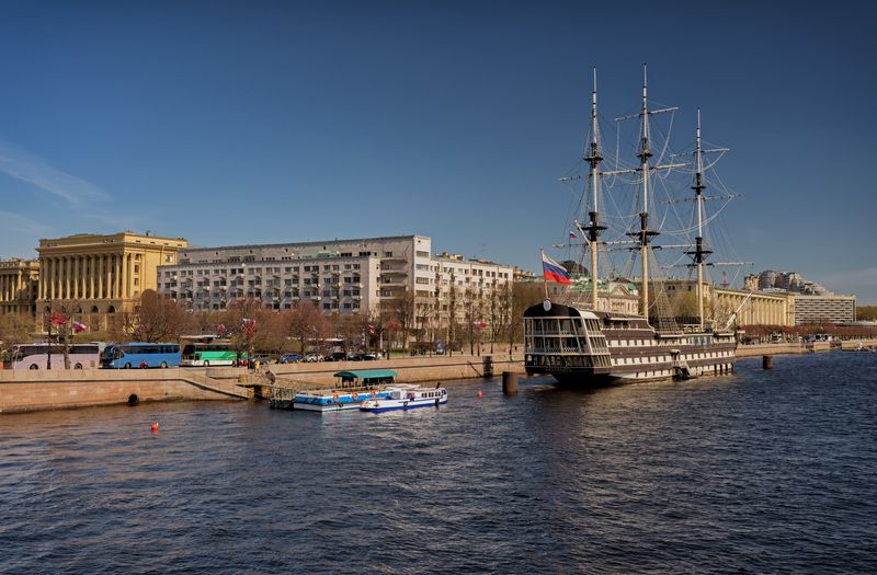 спб. петровская наб. photo preview