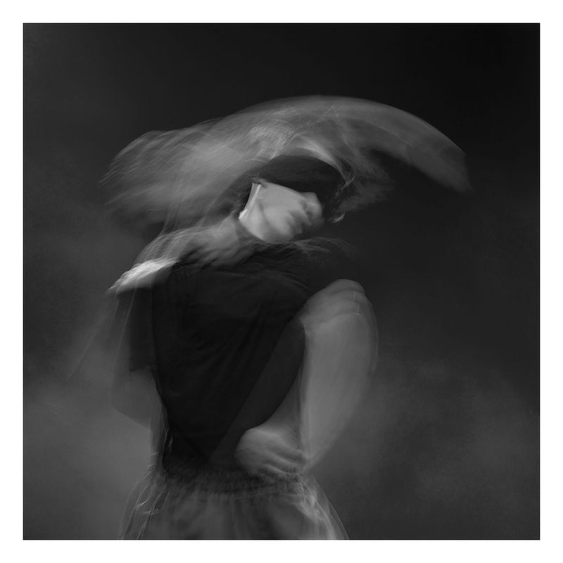 fluxism_art, fluxism, abstractphoto, fluxism_movement, blind, photography, art, new, movement, anti-ai Как слепая фотография меняет искусство.photo preview