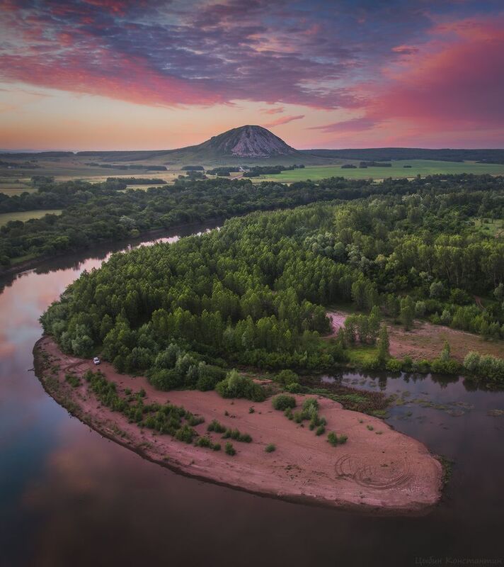 башкортостан, башкирия, южный урал, шихан, торатау, агидель Река Агидель возле шихана Торатауphoto preview