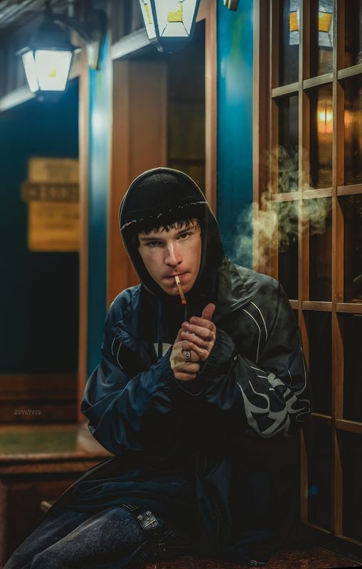 портрет, табак, дым, вечер Терпкий взглядphoto preview