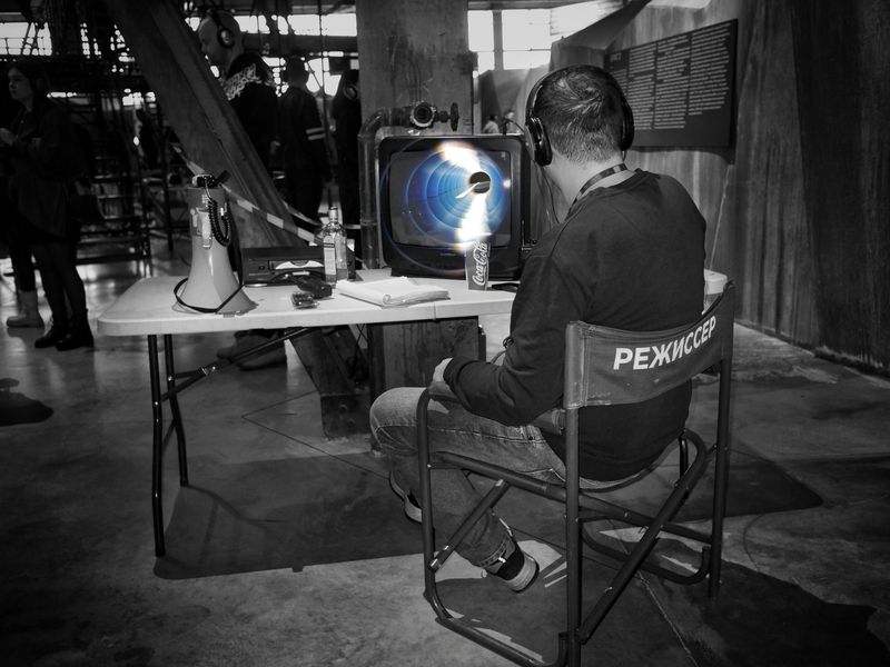 режиссер, путь, миры Нам показывают путьphoto preview