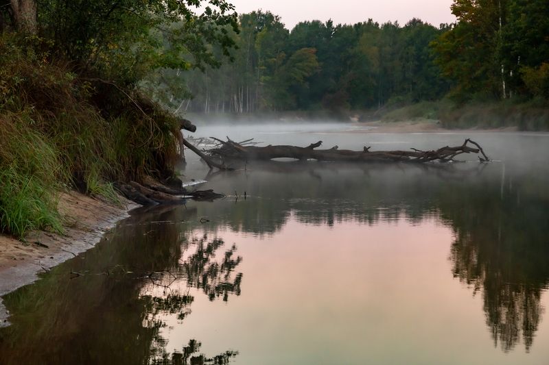 Начинает рассвет разгоратьсяphoto preview