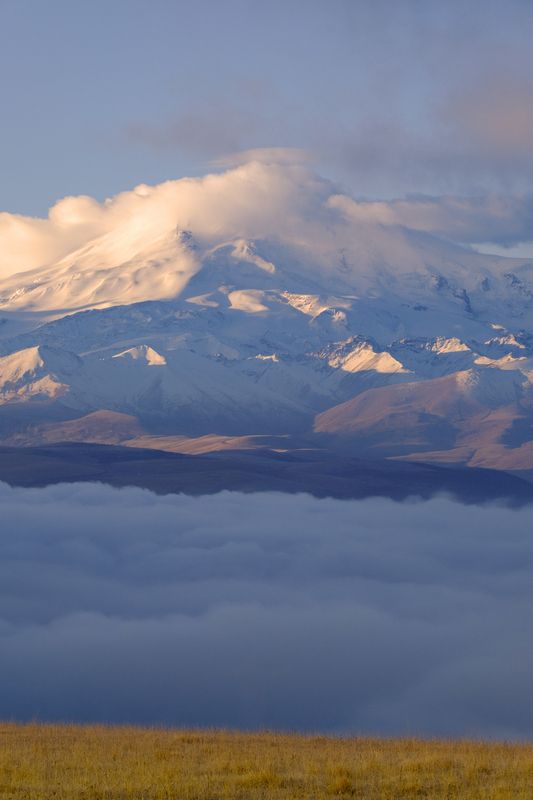 Вид на Эльбрусphoto preview