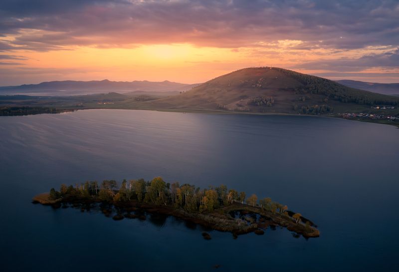 природа, пейзаж, урал, осень, гора, Ауштау готовится ко снуphoto preview