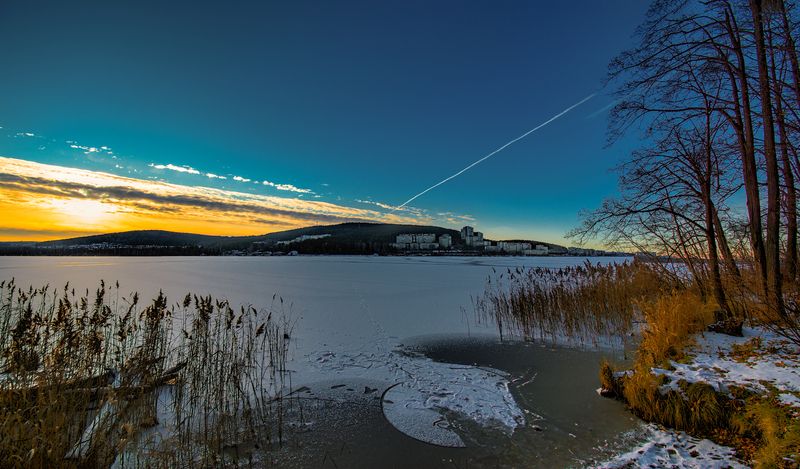 Вечер на озереphoto preview