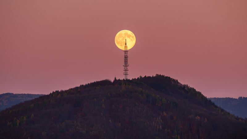 supermoon,moon,slovakia, olympus,universe Supermoon and the TV towerphoto preview
