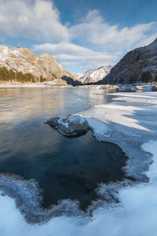 алтай, горный алтай, пейзажи алтая, чемальский район, горная река, катунь, горы, ноябрь, лед Кружевной ноябрьphoto preview