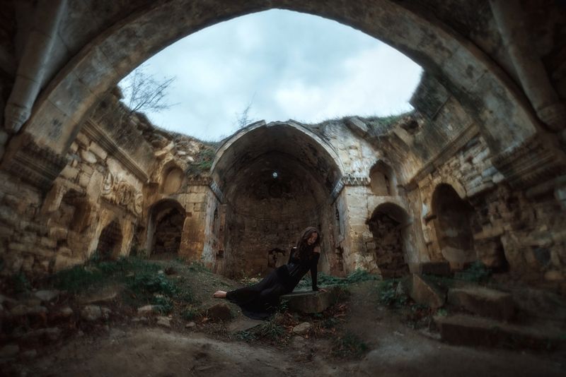 #girl #ruins #oldbuilding #grass #nature #blackdress #lingerie #outdoors #portrait #stones Rishaphoto preview