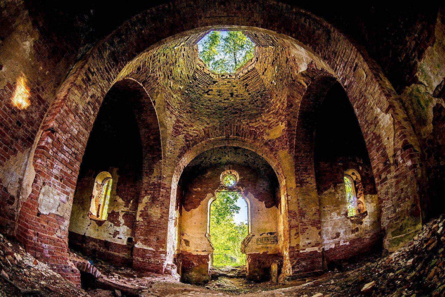 Склеп, церковь, панорама, заброшка, заброшенное здание, Ленинградская область, Борис Раба