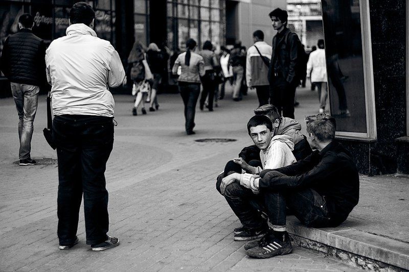 беспризорники, люди, город, чб, питер Гаврошиphoto preview