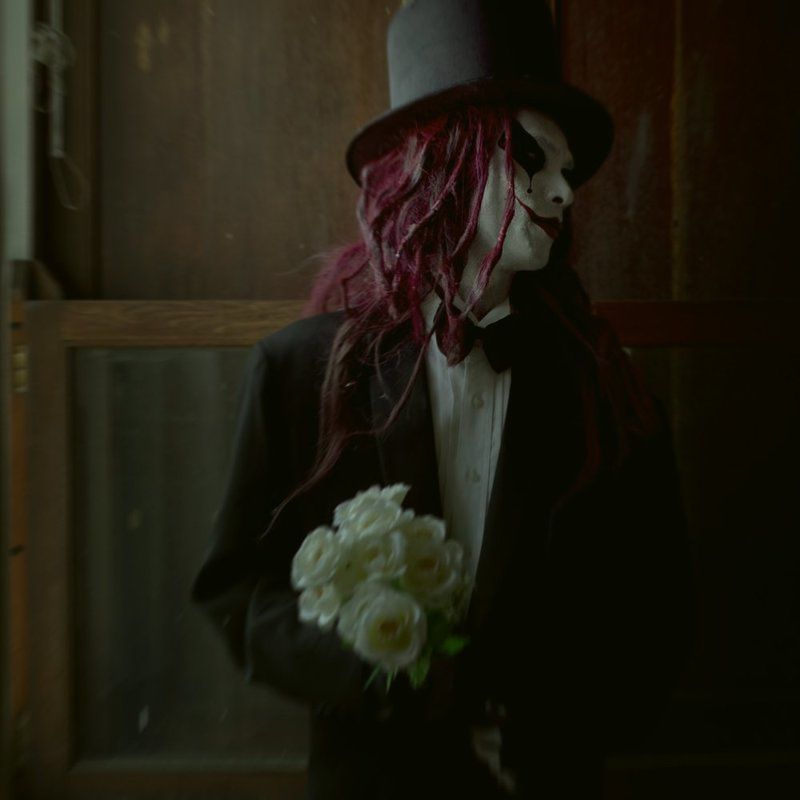 voque  in my darkest hourphoto preview