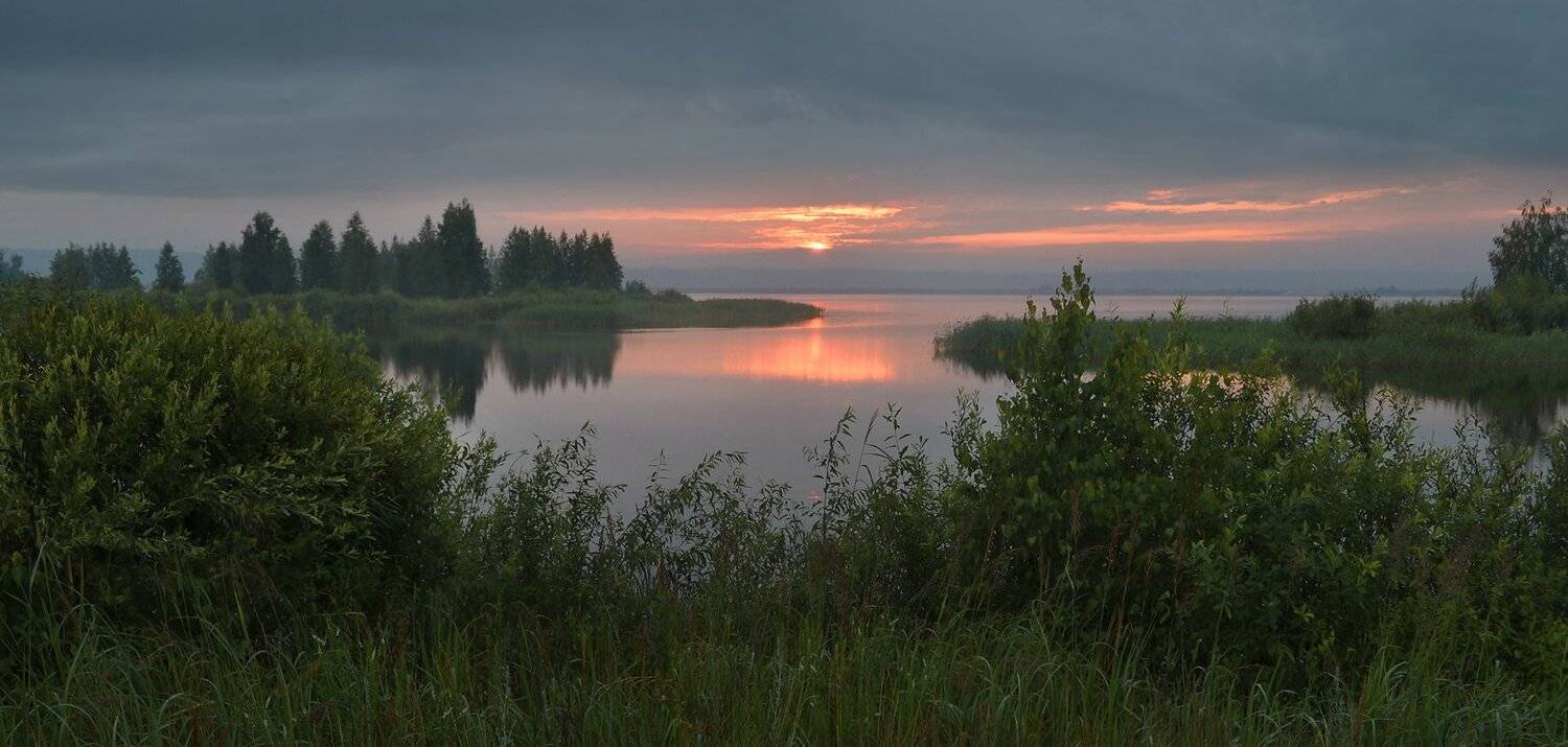 тишина, дымка, пасмурно, теплый вечер, нижняя кама, берег, озеро, Irina Shapronova