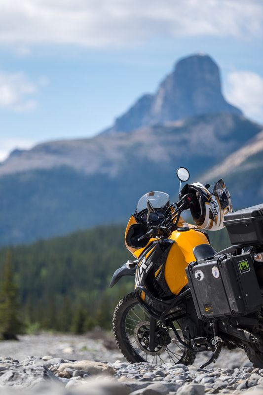 Канада, Альберта, мотоцикл, приключение, КЛР Глубоко в горахphoto preview