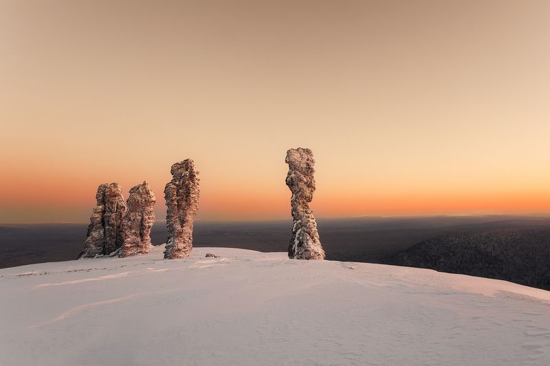 Маньпупунёр, Коми, восход Уральские стражи фото превью