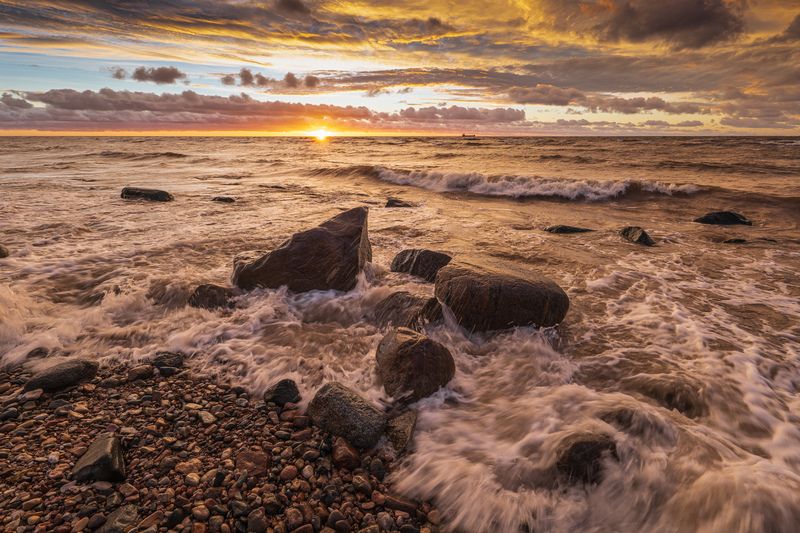 Осенний закатphoto preview