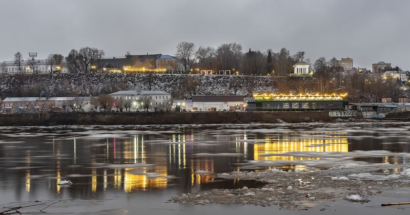 зима, река, ледоход, киров, вятка Вечерний Киров фото превью